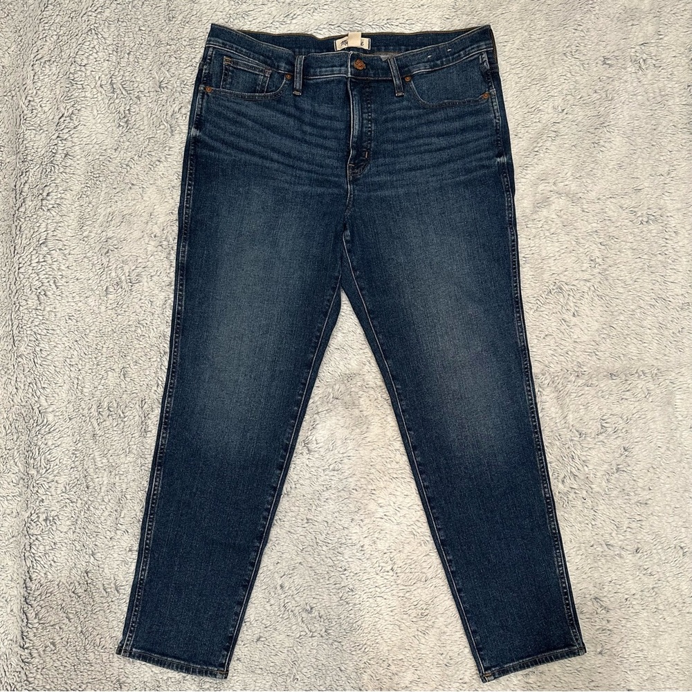 Madewell Mid-Rise Stovepipe Jeans - Picture 2 of 4